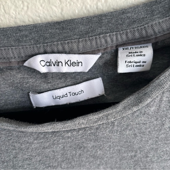 Calvin Klein Liquid Touch Tshirt - Picture 2 of 6